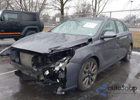 2018 Hyundai Elantra Gt Sport z USA, uszkodzony, nr VIN KMHH55LC1JU044764